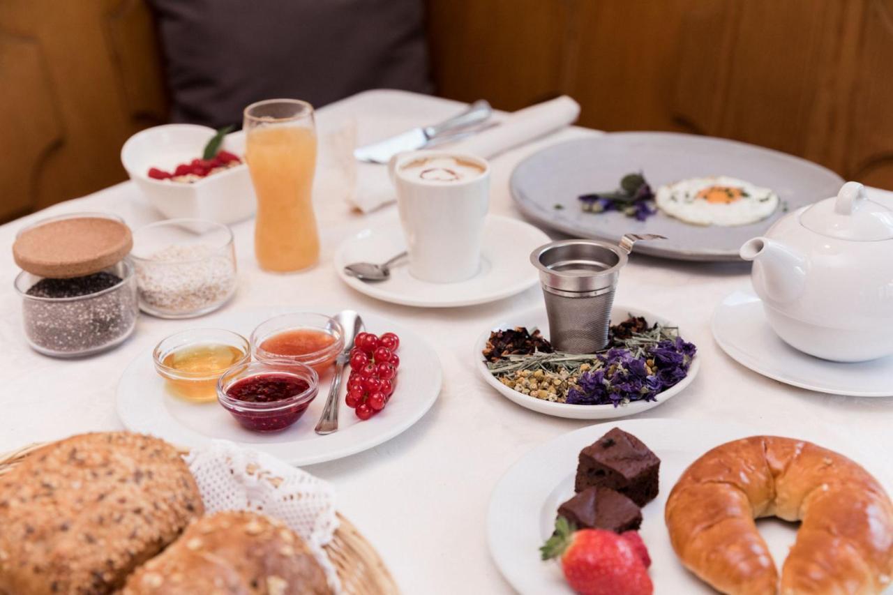 Hotel Kreuz Pfunds Kültér fotó